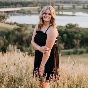 Meet your Posher, Kendra